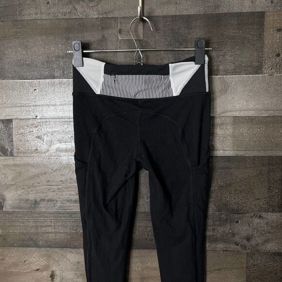 Lululemon High Rise Leggings 2 - Picture 5 of 7